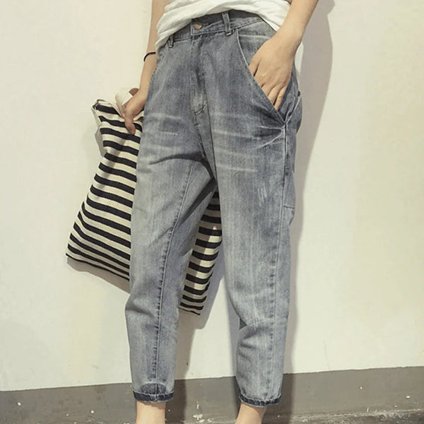 Graue Damenjeans mit lockerem Schnitt