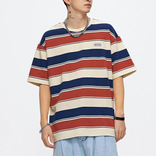 Rot und blau Soft Stripe Oversize T-Shirt auf Modell